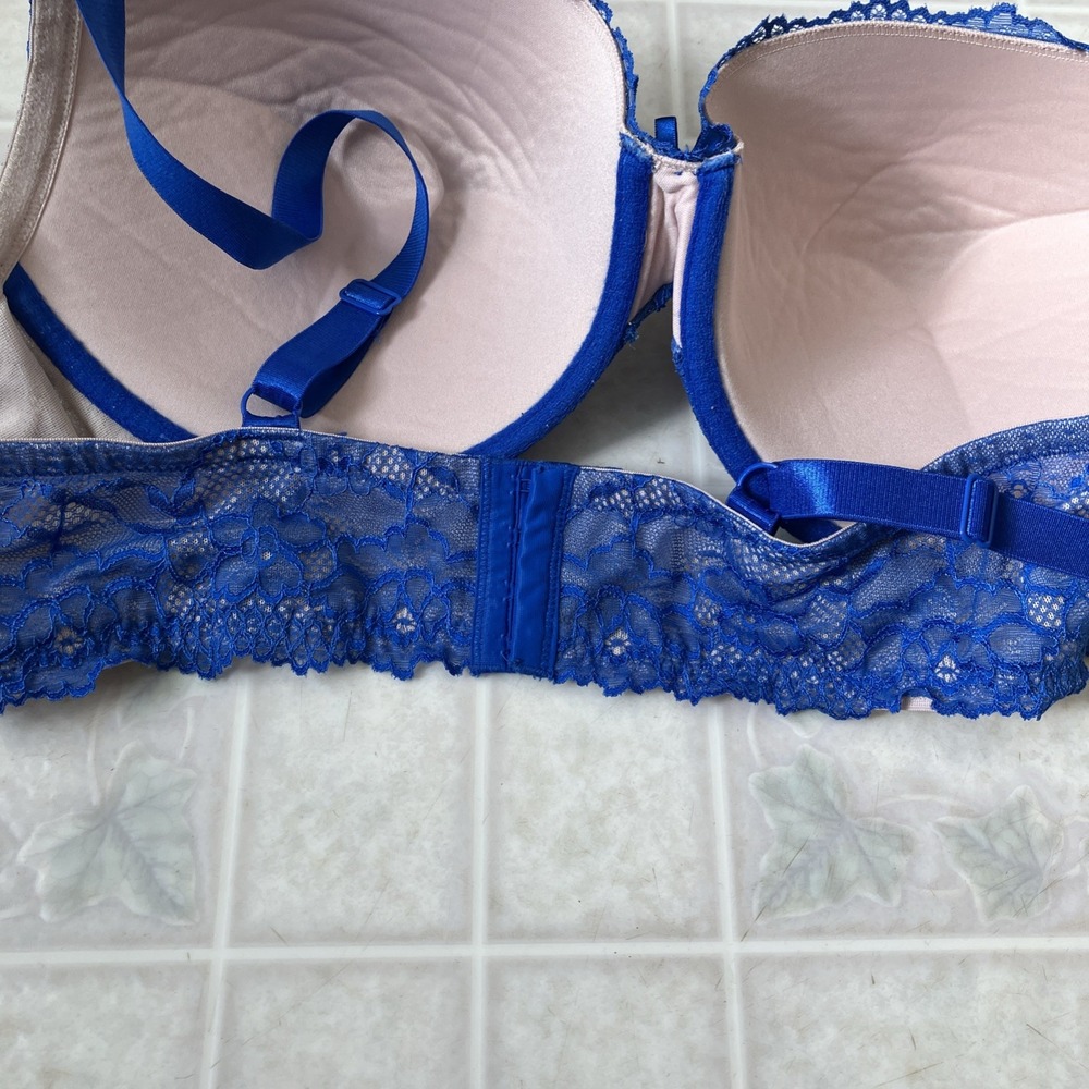 Torrid Curve Cobalt Blue Lace Push Up Plunge Lace Bra Sz 44D Sexy Comfort - Picture 4 of 7